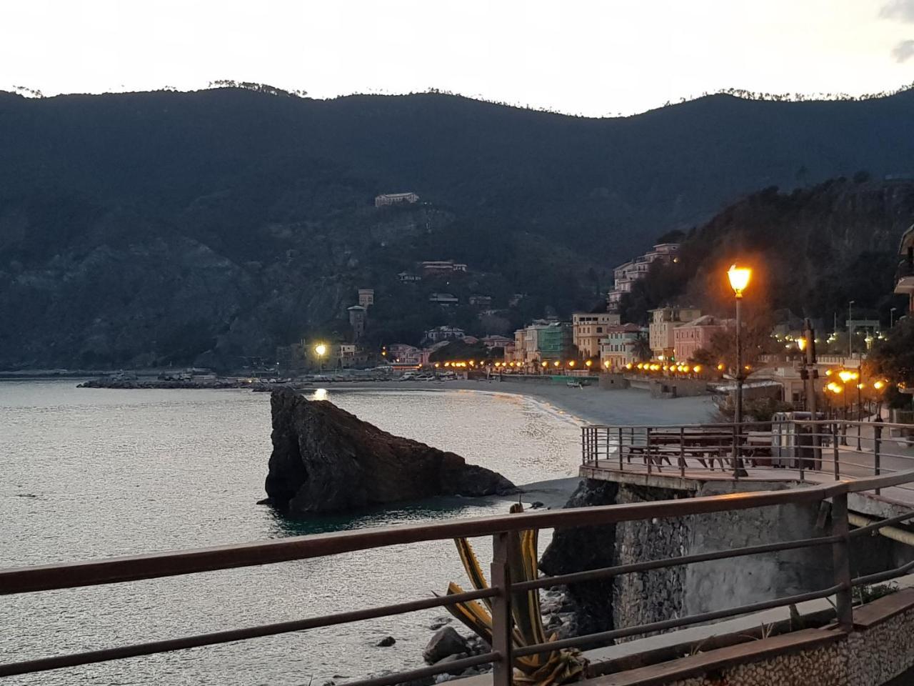 Stunning Seaview Apartment Monterosso al Mare Kültér fotó